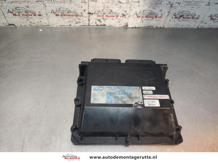 Used LPG module Subaru Outback (BP) 2.5 16V Price € 100,00 Margin scheme offered by Autodemontage M.J. Rutte B.V.