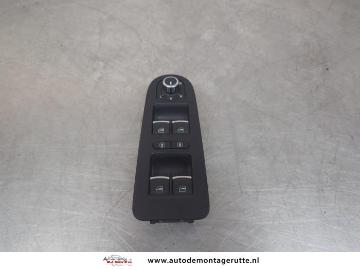 Usados Interruptor combinado de ventanillas Volkswagen Sharan (7N) 2.0 TDI 16V Precio de solicitud ofrecido por Autodemontage M.J. Rutte B.V.