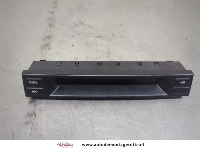 Begagnade Klocka Mazda 6 Sportbreak (GY19/89) 1.8i 16V Pris på förfrågan erbjuds av Autodemontage M.J. Rutte B.V.