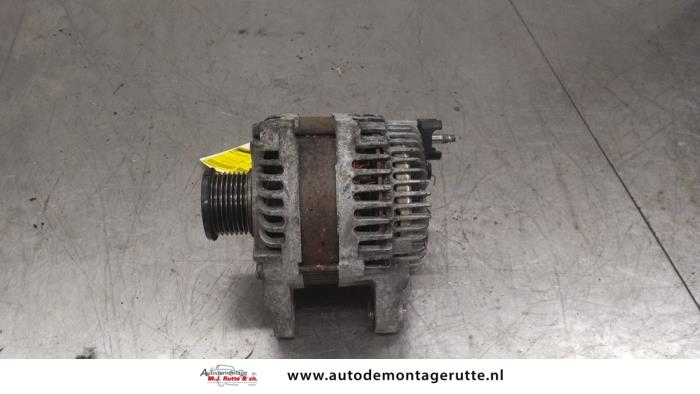 Begagnade Dynamo Renault Scénic III (JZ) 1.4 16V TCe 130 Pris på förfrågan erbjuds av Autodemontage M.J. Rutte B.V.