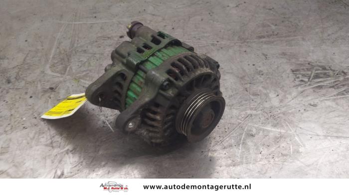 Begagnade Dynamo Hyundai Atos 1.0 12V Pris på förfrågan erbjuds av Autodemontage M.J. Rutte B.V.