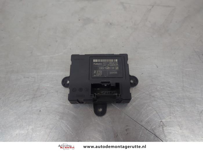 Używane Modul Comfort Ford B-Max (JK8) 1.0 EcoBoost 12V 125 Cena na żądanie oferowane przez Autodemontage M.J. Rutte B.V.
