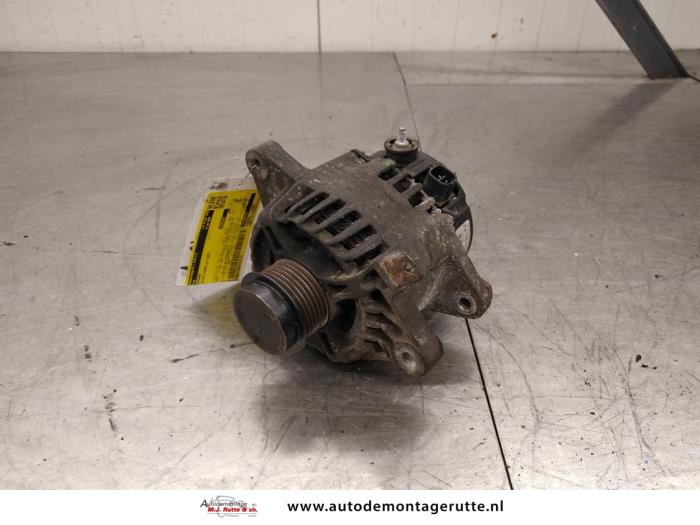 Dynamo Toyota Auris (E15), 2006 / 2012 1.6 Dual VVT-i 16V, Fließheck, Benzin, 1.598cc, 91kW (124pk), FWD, 1ZRFE, 2007-03 / 2012-09, ZRE151 (Gebraucht)