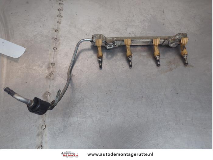 Usagé Système d'injection Toyota Auris (E15) 1.6 Dual VVT-i 16V Prix sur demande proposé par Autodemontage M.J. Rutte B.V.