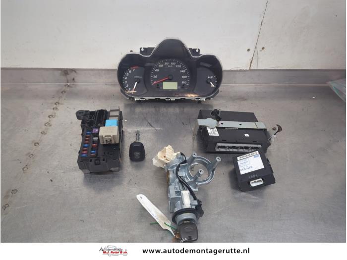 Used Ignition lock + computer Daihatsu Terios (J2) 1.5 16V DVVT 4x2 Euro 4 Price € 300,00 Margin scheme offered by Autodemontage M.J. Rutte B.V.