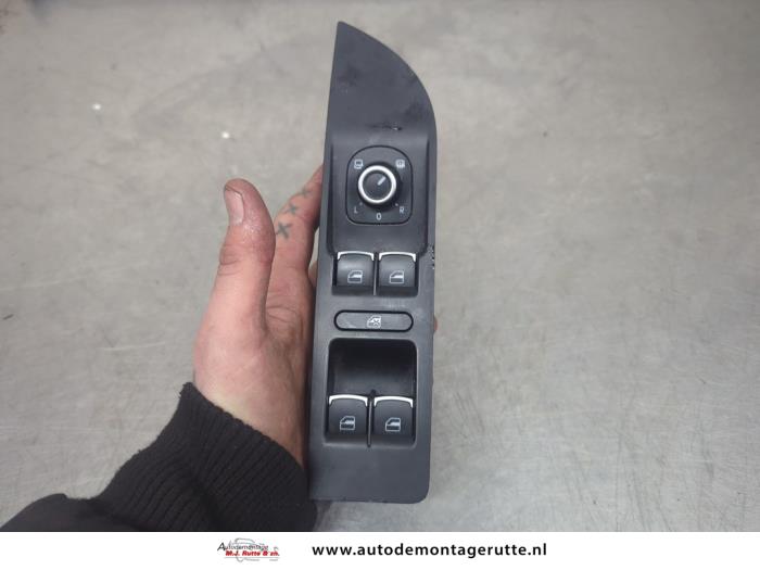 Usados Interruptor combinado de ventanillas Volkswagen Passat CC (357) 1.8 TSI 16V Precio de solicitud ofrecido por Autodemontage M.J. Rutte B.V.