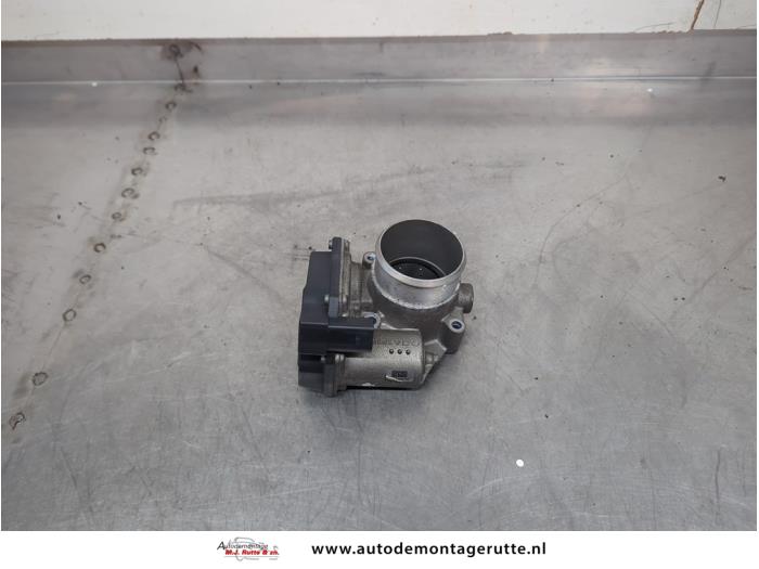 Gebrauchte Drosselklappengehäuse Audi A4 Avant (B8) 1.8 TFSI 16V Preis auf Anfrage angeboten von Autodemontage M.J. Rutte B.V.