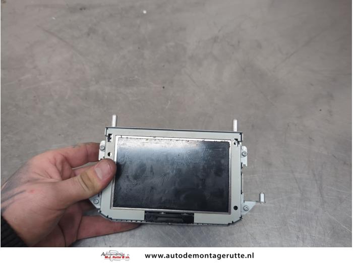 Begagnade Innerdisplay Ford Transit Custom 2.2 TDCi 16V Pris på förfrågan erbjuds av Autodemontage M.J. Rutte B.V.