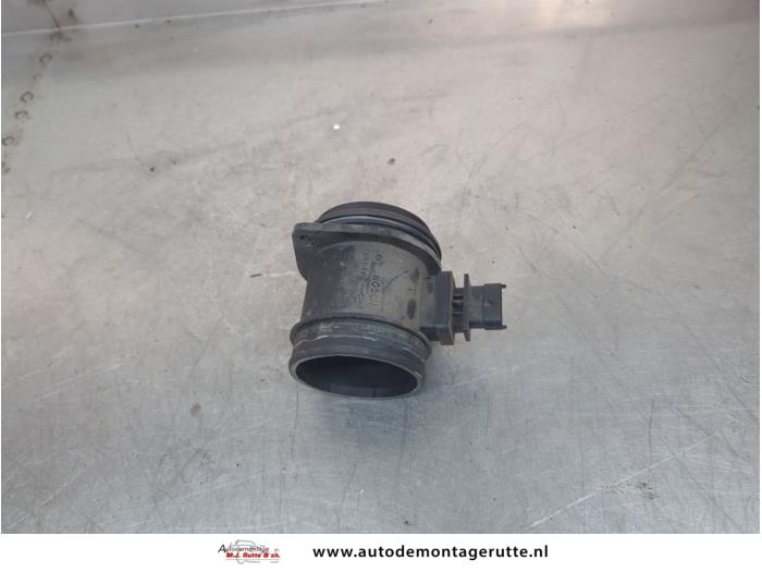Begagnade Luftflödesmätare Volvo XC90 I 2.4 D5 20V Pris på förfrågan erbjuds av Autodemontage M.J. Rutte B.V.