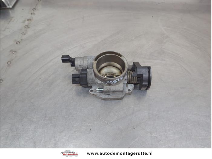 Gebrauchte Drosselklappengehäuse Jeep Cherokee/Liberty (KJ) 3.7 V6 24V Preis auf Anfrage angeboten von Autodemontage M.J. Rutte B.V.