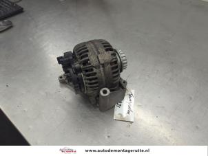 Dynamo från en Volkswagen Transporter T5 2.5 TDi 2004
