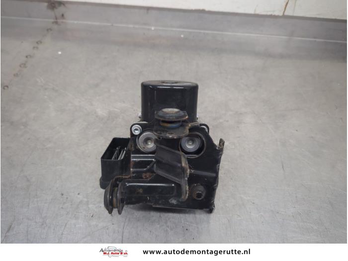 Usagé Bloc ABS Alfa Romeo Giulietta (940) 2.0 JTDm 16V 140 Prix sur demande proposé par Autodemontage M.J. Rutte B.V.