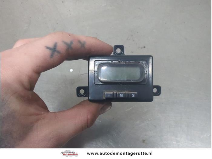 Begagnade Klocka Ssang Yong Actyon 2.3 16V Pris på förfrågan erbjuds av Autodemontage M.J. Rutte B.V.