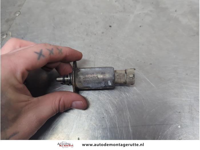 Gebrauchte Kraftstoff Druckregler Opel Vectra C Caravan 2.2 DIG 16V Preis € 250,00 Margenregelung angeboten von Autodemontage M.J. Rutte B.V.