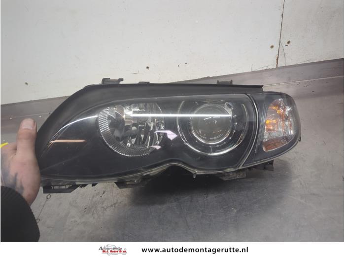 Używane Reflektor lewy BMW 3 serie Touring (E46/3) 318i 16V Cena € 150,00 Procedura marży oferowane przez Autodemontage M.J. Rutte B.V.