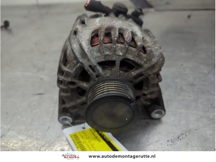 Używane Pradnica Ford Focus 3 1.6 TDCi Cena na żądanie oferowane przez Autodemontage M.J. Rutte B.V.