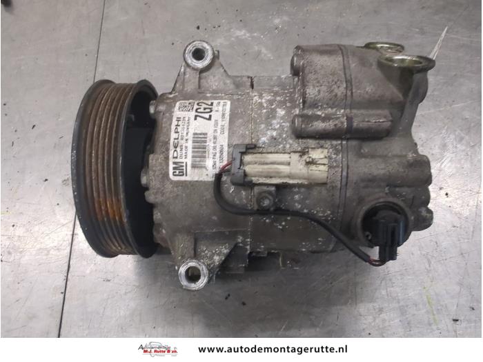 Gebrauchte Klimapumpe Opel Astra J (PC6/PD6/PE6/PF6) 1.6 16V Ecotec Preis € 75,00 Margenregelung angeboten von Autodemontage M.J. Rutte B.V.