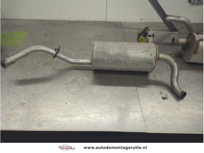Gebrauchte Auspuff Enddämpfer Renault Modus/Grand Modus (JP) 1.4 16V Preis auf Anfrage angeboten von Autodemontage M.J. Rutte B.V.