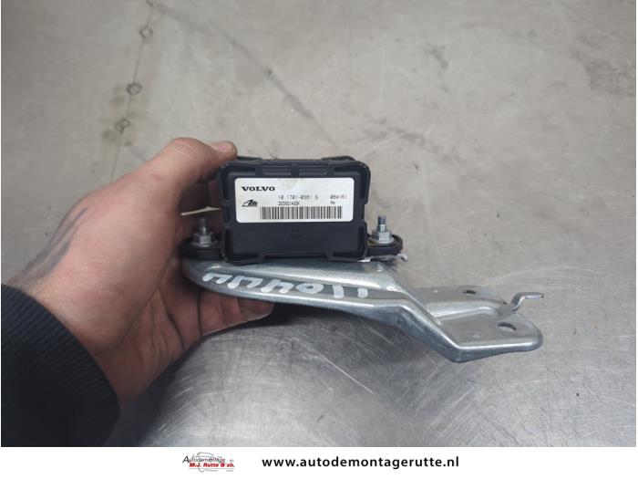 Begagnade Styrvinkelsensor Volvo XC90 I 3.2 24V Pris € 250,00 Marginaltabell erbjuds av Autodemontage M.J. Rutte B.V.