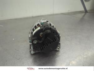 Dynamo från en Volkswagen Polo IV (9N1/2/3) 1.2 12V 2006