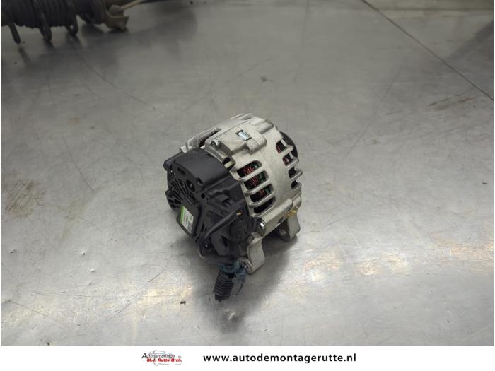 Begagnade Dynamo Peugeot 307 (3A/C/D) 2.0 16V Pris på förfrågan erbjuds av Autodemontage M.J. Rutte B.V.