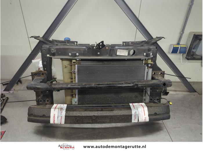Begagnade Front Fiat 500 (312) 1.2 Pris på förfrågan erbjuds av Autodemontage M.J. Rutte B.V.