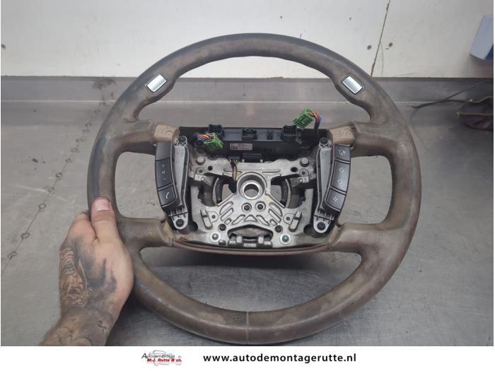 Begagnade Ratt BMW 7 serie (E65/E66/E67) 745i,Li 4.4 V8 32V Pris på förfrågan erbjuds av Autodemontage M.J. Rutte B.V.