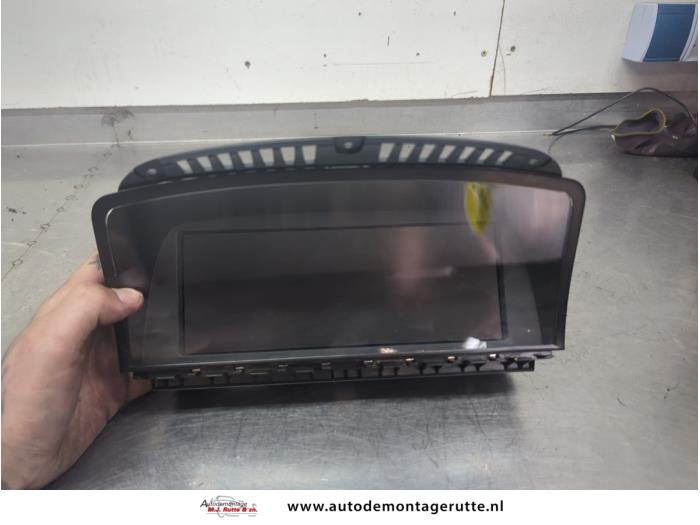 Usagé Affichage intérieur BMW 7 serie (E65/E66/E67) 745i,Li 4.4 V8 32V Prix sur demande proposé par Autodemontage M.J. Rutte B.V.