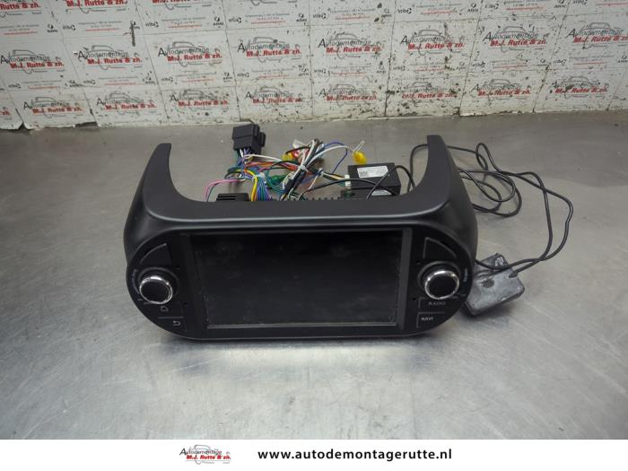 Begagnade Innerdisplay Peugeot Bipper (AA) 1.4 HDi Pris på förfrågan erbjuds av Autodemontage M.J. Rutte B.V.