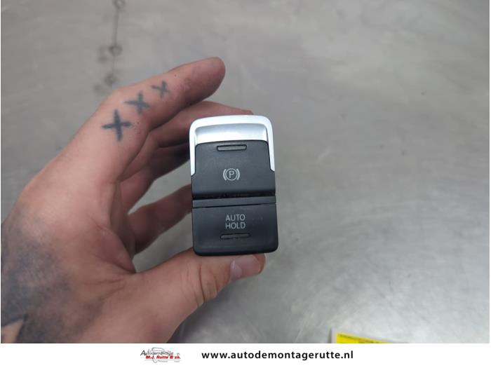 Gebrauchte Handbremse Schalter Volkswagen Golf VII (AUA) 1.4 TSI 16V Preis auf Anfrage angeboten von Autodemontage M.J. Rutte B.V.