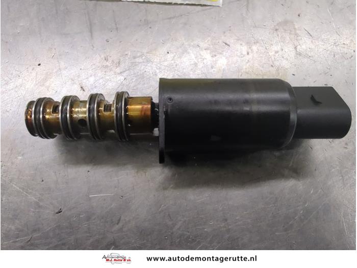 Gebrauchte Nockenwelle Sensor Porsche Cayenne (9PA) 3.2 V6 24V Preis auf Anfrage angeboten von Autodemontage M.J. Rutte B.V.