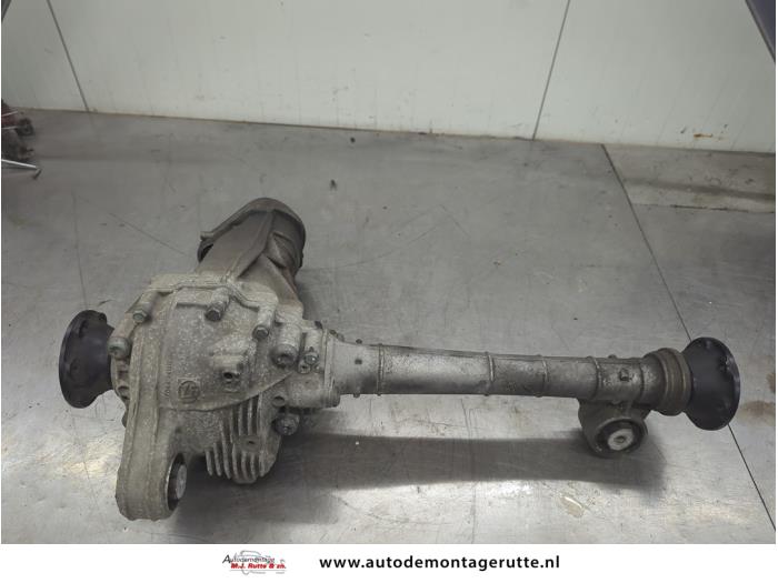 Begagnade Främre differential Porsche Cayenne (9PA) 3.2 V6 24V Pris på förfrågan erbjuds av Autodemontage M.J. Rutte B.V.