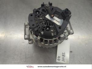 Dynamo van een Audi A4 Avant (B6) 1.8 T 20V Quattro 2004