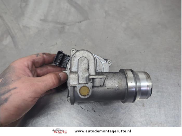 Gebrauchte Drosselklappengehäuse Renault Megane III Berline (BZ) 1.5 dCi 90 Preis auf Anfrage angeboten von Autodemontage M.J. Rutte B.V.