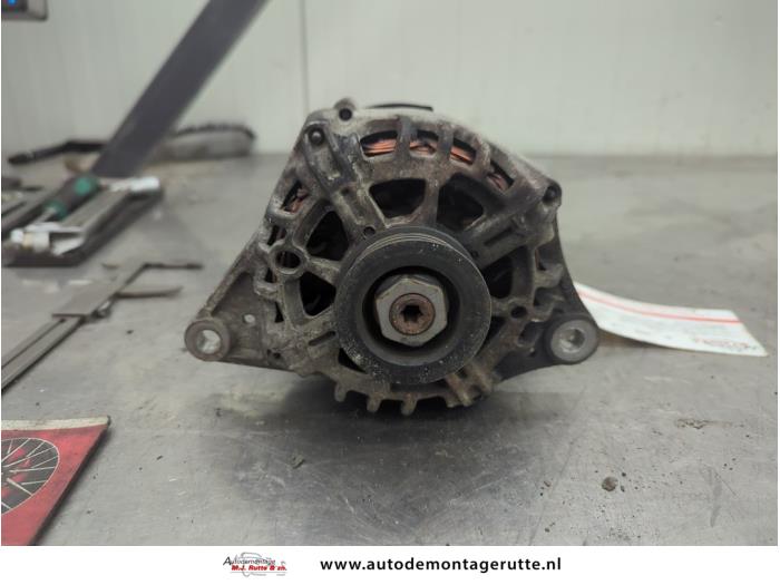Gebrauchte Dynamo Nissan Note (E11) 1.4 16V Preis auf Anfrage angeboten von Autodemontage M.J. Rutte B.V.