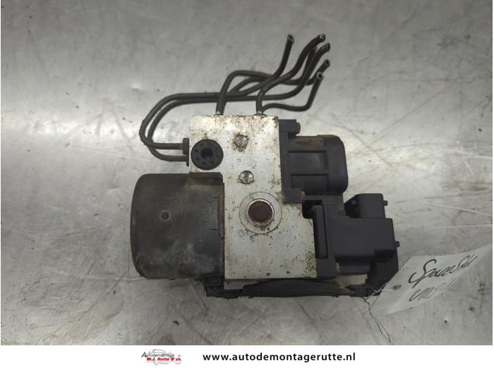 Begagnade ABS-pump Mitsubishi Space Star (DG) 1.6 16V Pris på förfrågan erbjuds av Autodemontage M.J. Rutte B.V.
