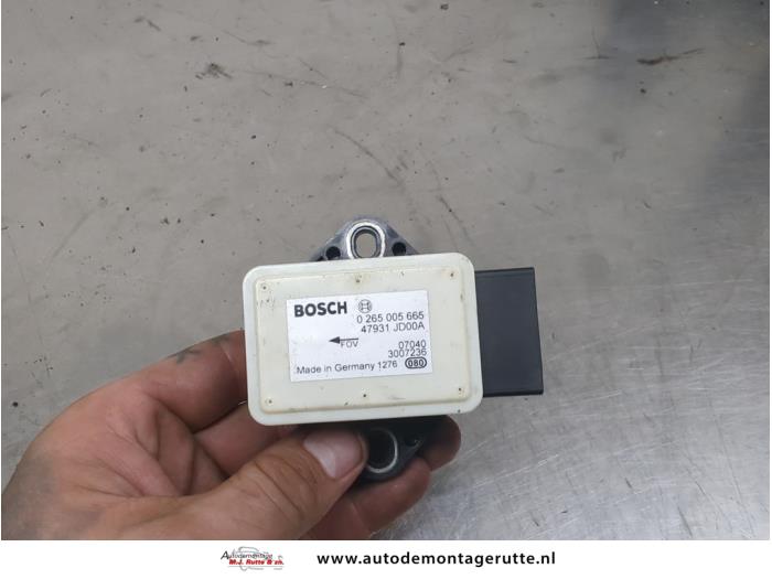 Begagnade Styrvinkelsensor Nissan Qashqai (J10) 2.0 16V 4x4 Pris på förfrågan erbjuds av Autodemontage M.J. Rutte B.V.