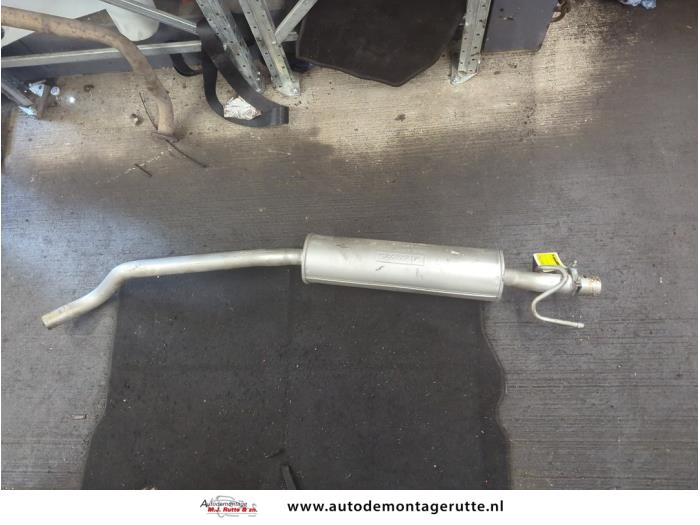 Auspuff Mitteldämpfer Opel Corsa B (73/78/79), 1993 / 2000 1.4i, Fließheck, Benzin, 1.389cc, 44kW (60pk), FWD, X14SZ, 1996-09 / 2000-09 (Gebraucht)