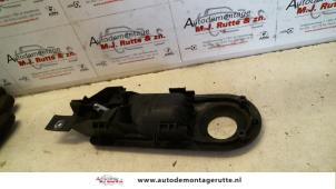 Used Front door handle 4-door, right Volkswagen Golf IV (1J1) 1.9 TDI Price on request offered by Autodemontage M.J. Rutte B.V.
