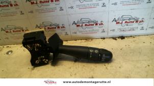 Used Wiper switch Renault Clio II (BB/CB) 1.4 Price on request offered by Autodemontage M.J. Rutte B.V.