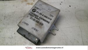 Used Relay BMW 5 serie Touring (E39) 520d 16V Price on request offered by Autodemontage M.J. Rutte B.V.