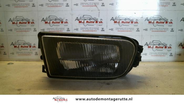 Używane Halogen lewy BMW 5 serie (E39) 523i 24V Cena na żądanie oferowane przez Autodemontage M.J. Rutte B.V.