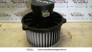 Used Heating and ventilation fan motor Hyundai Accent 1.3 12V Price on request offered by Autodemontage M.J. Rutte B.V.