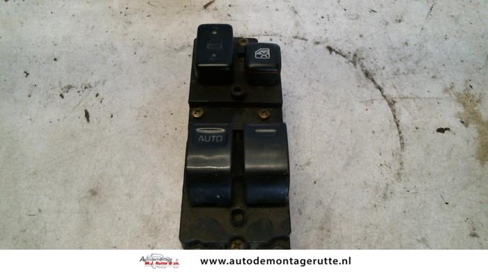 Usados Interruptor combinado de ventanillas Toyota Paseo (EL54) 1.5i,GT MPi 16V Precio de solicitud ofrecido por Autodemontage M.J. Rutte B.V.