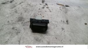 Used ESP switch Mercedes C Combi (S202) 2.2 C-200 CDI 16V Price on request offered by Autodemontage M.J. Rutte B.V.