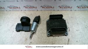 Used Ignition lock + key Opel Astra G (F08/48) 1.6 16V Price on request offered by Autodemontage M.J. Rutte B.V.