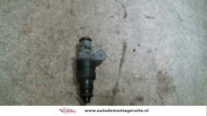 Usagé Injecteur (injection essence) Mercedes C-Klasse Prix sur demande proposé par Autodemontage M.J. Rutte B.V.