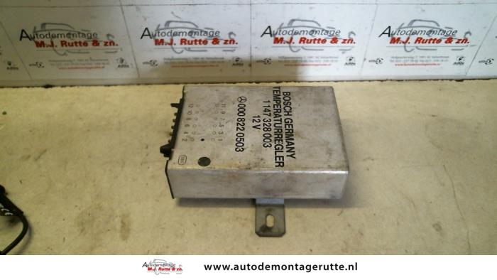 Begagnade Relä Mercedes 260SE-600SEL Pris på förfrågan erbjuds av Autodemontage M.J. Rutte B.V.