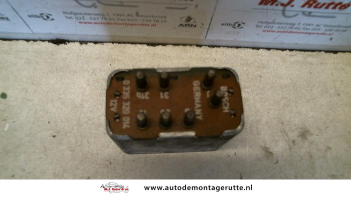 Używane Przekaznik Mercedes 260SE-600SEL Cena na żądanie oferowane przez Autodemontage M.J. Rutte B.V.