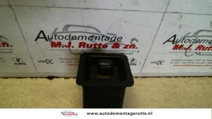 Gebrauchte Spiegel Schalter Mercedes 260SE-600SEL Preis auf Anfrage angeboten von Autodemontage M.J. Rutte B.V.